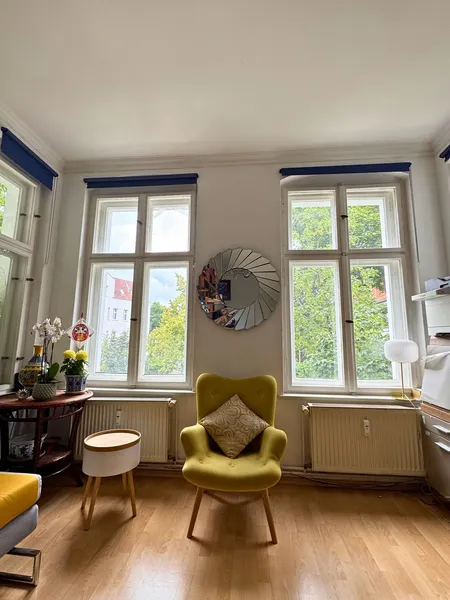 Voll möblierte 2-Zimmer-Wohnung in Altbau in Berlin-Karlshorst – zur Miete für 8 -10 Monate — photo 1